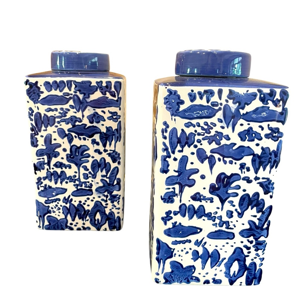 Set of 2 Mikasa Blue and White Landscape Square Ceramic Ginger Jars - Picture 2 of 6